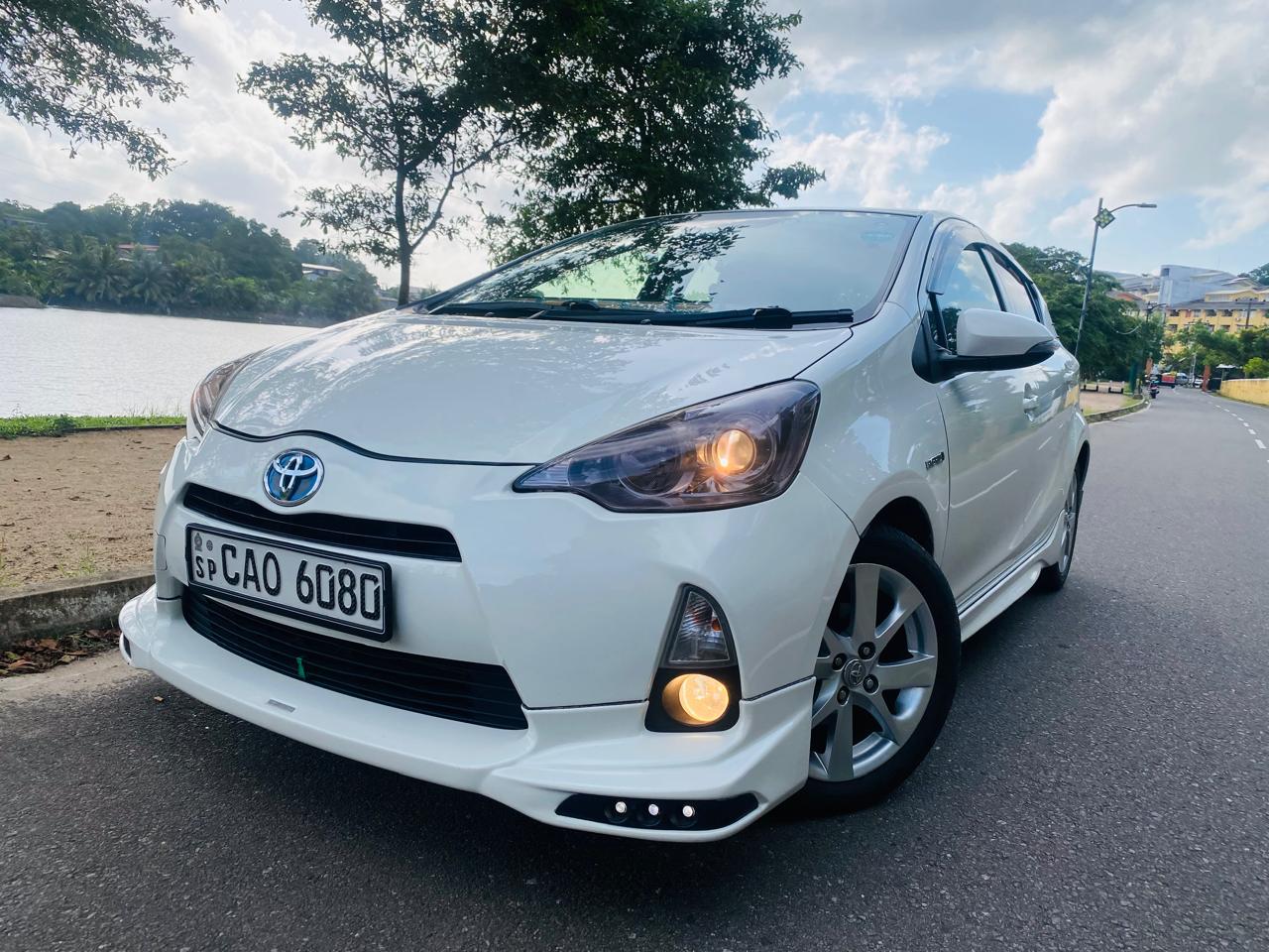 Toyota Aqua 2015 G Grade